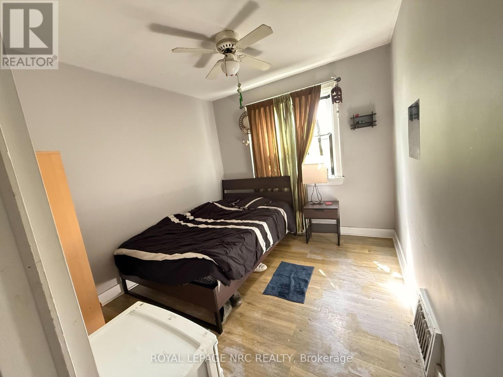 5583 Byng Avenue Property Photo 4