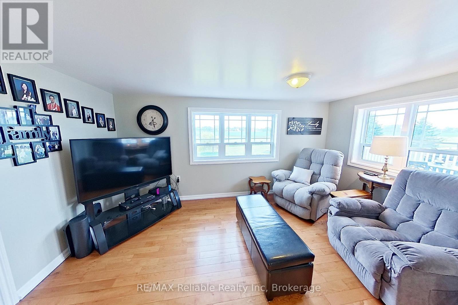 73053 Bluewater Highway Property Photo 7