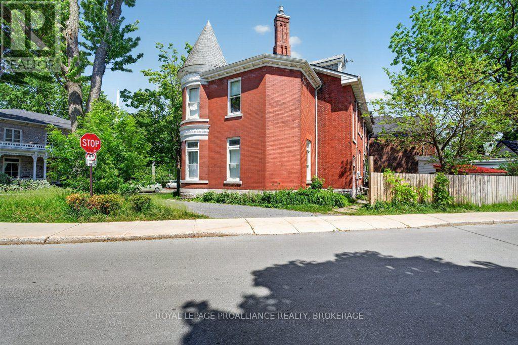 162 EARL STREET