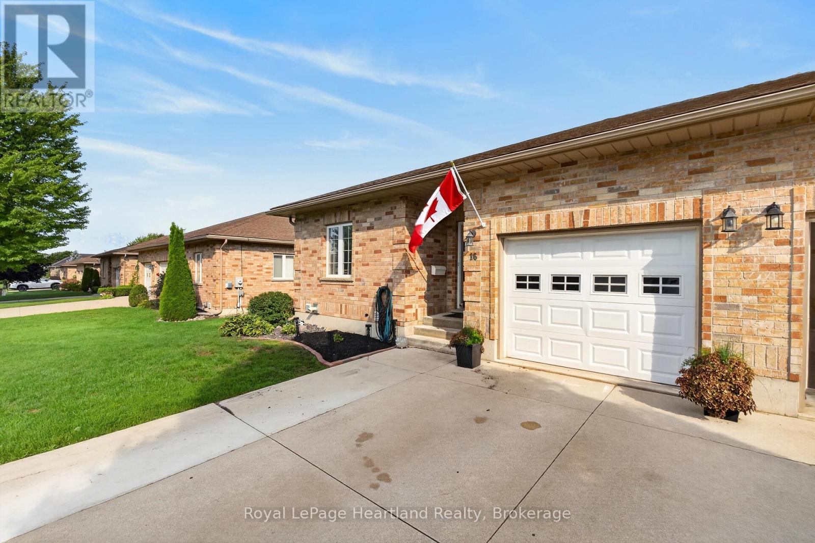 16 SOMERSET STREET Property Photo 1