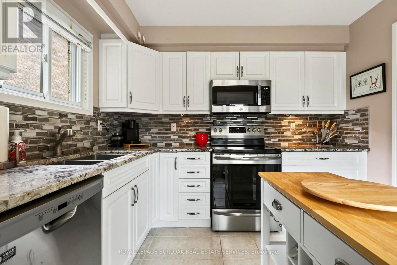 31 Grindstone Way Property Photo 18