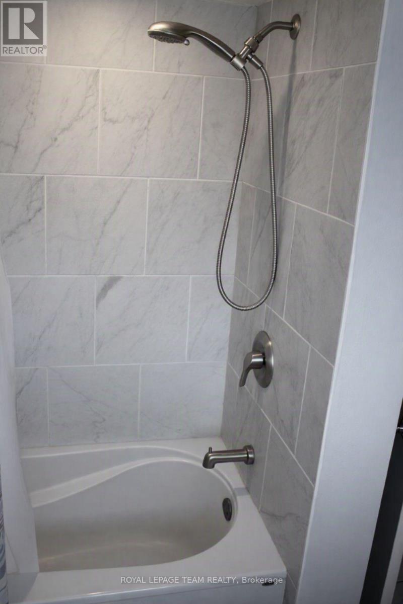 53 - 503 Sidney Drive Property Photo 21