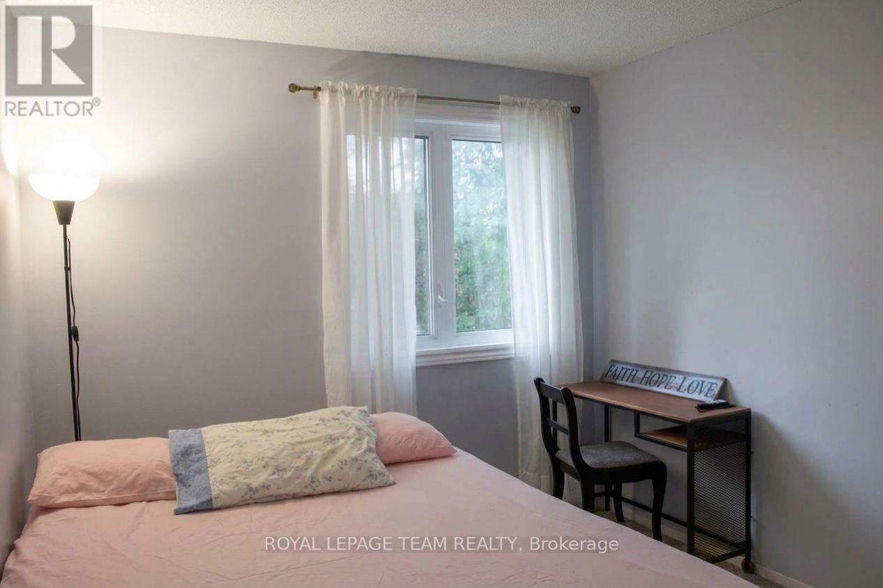 53 - 503 Sidney Drive Property Photo 23