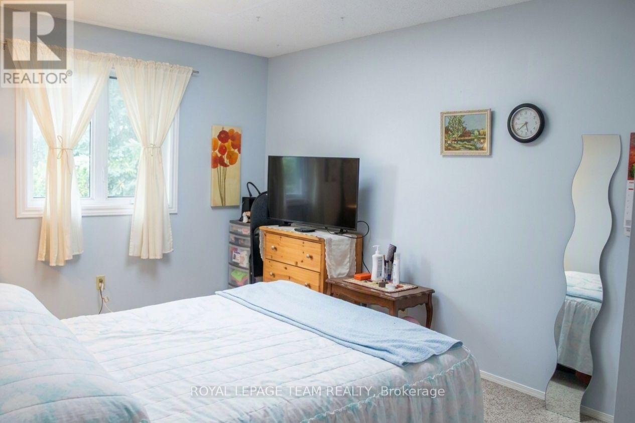 53 - 503 Sidney Drive Property Photo 25