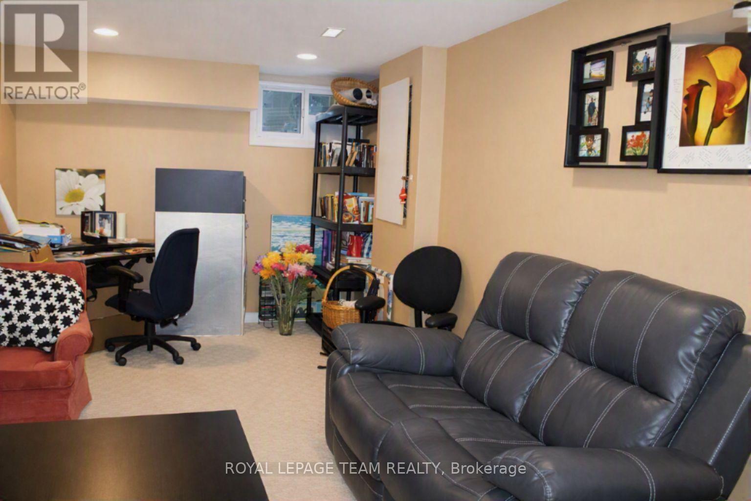 53 - 503 Sidney Drive Property Photo 27