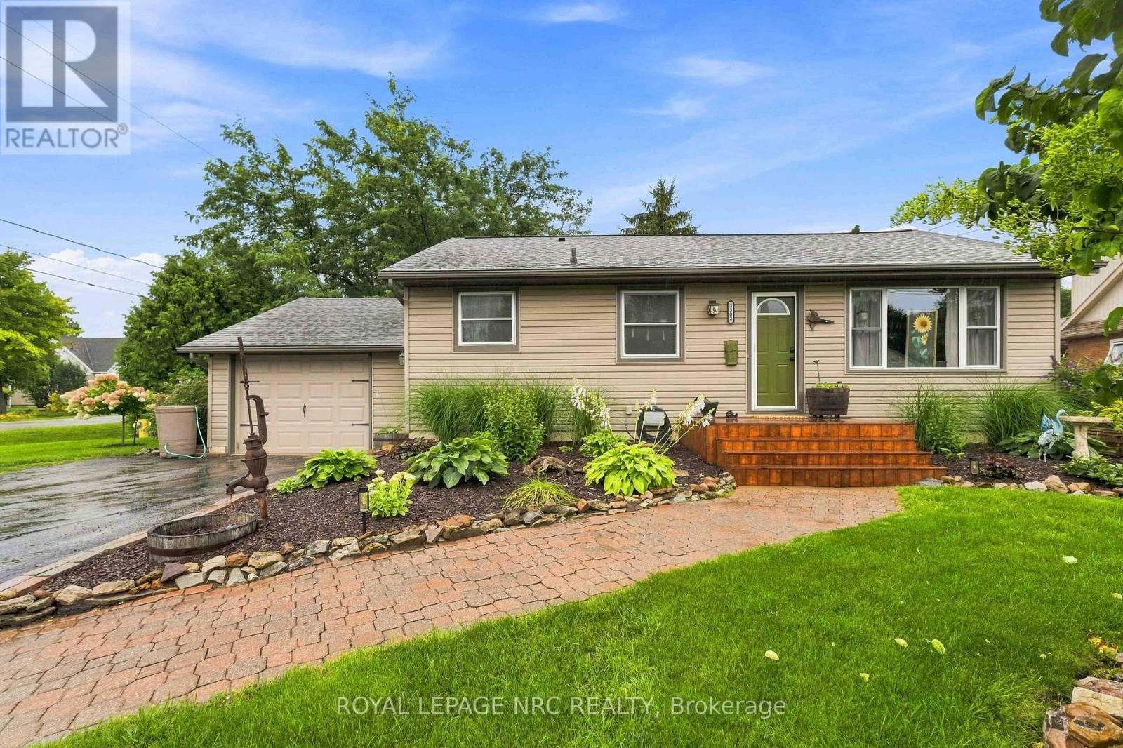 3302 Vine Street Property Photo 1