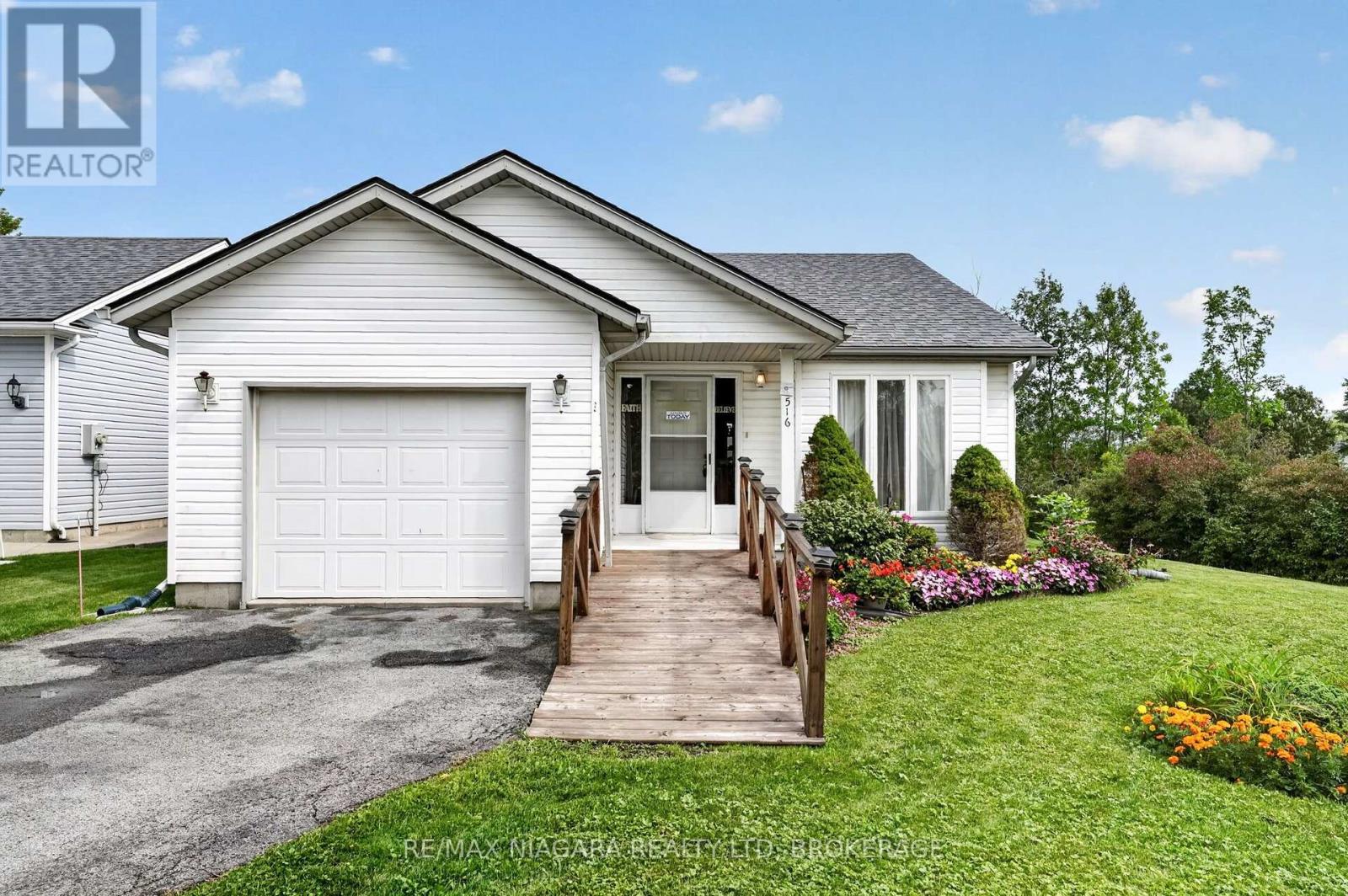 516 - 3033 Townline Road Property Photo 1