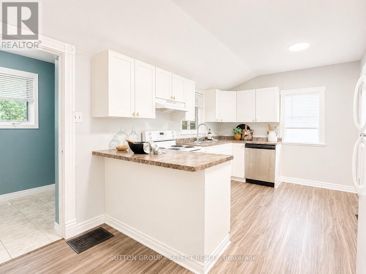 14 Arthur Street Property Photo 11