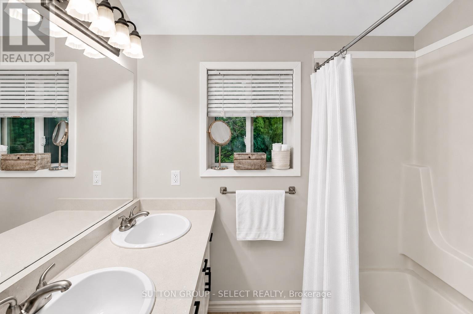14 Arthur Street Property Photo 13
