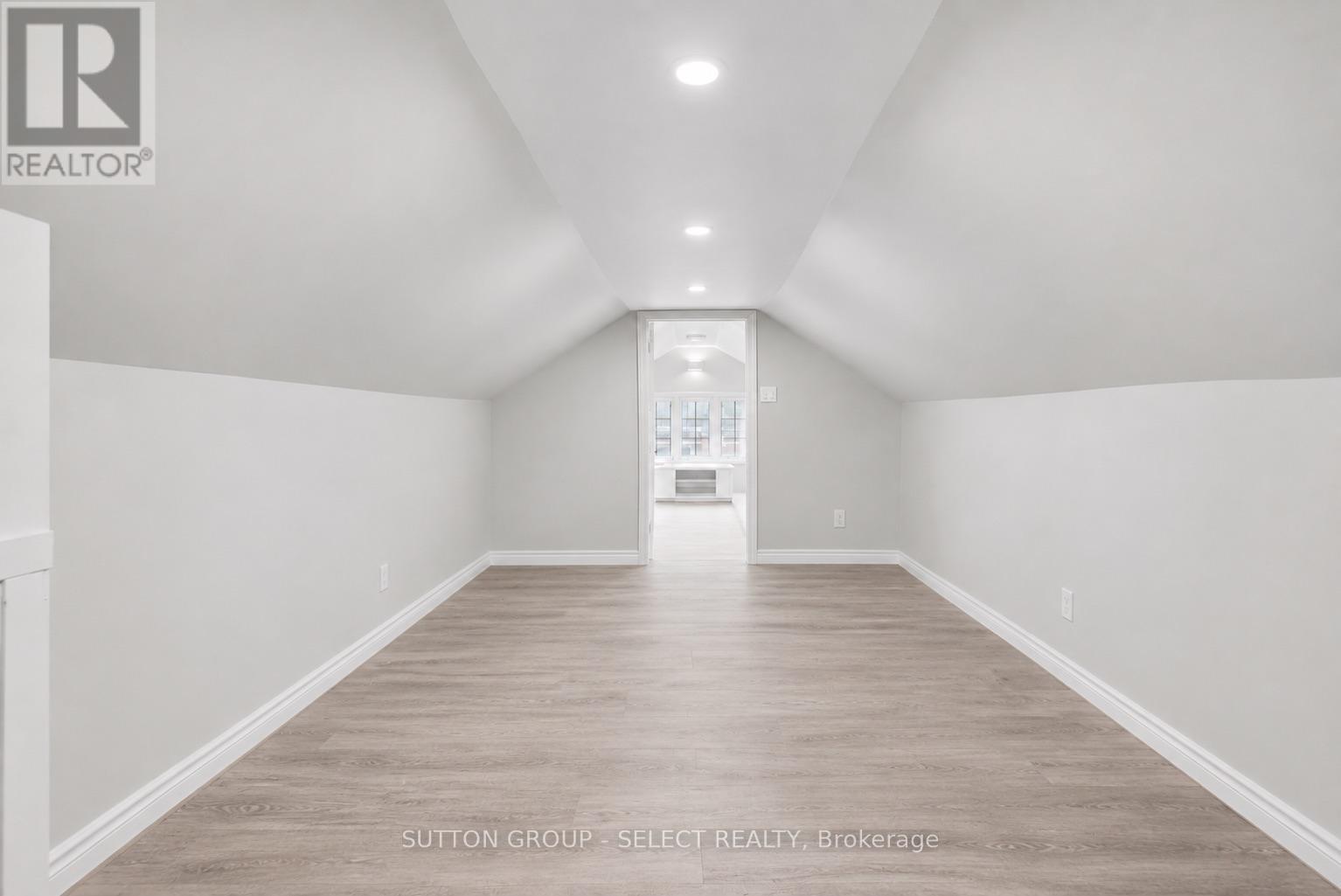 14 Arthur Street Property Photo 15