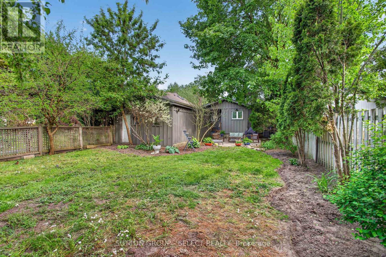 14 Arthur Street Property Photo 19