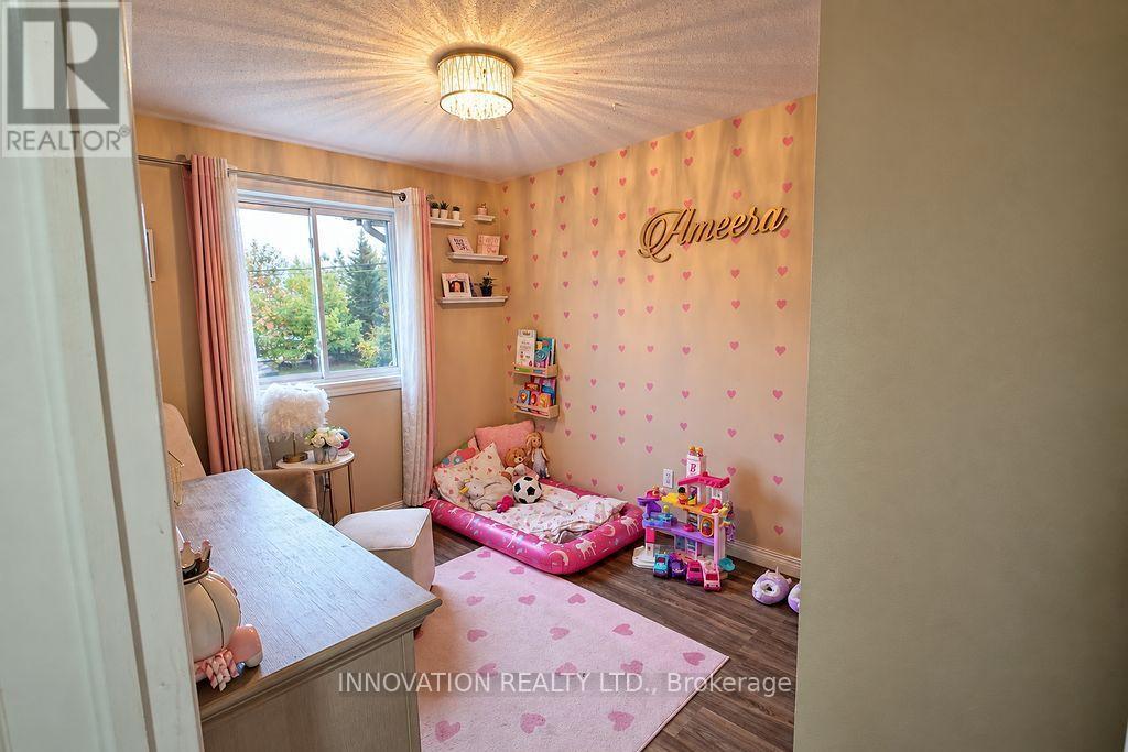 24 Crampton Drive Property Photo 22