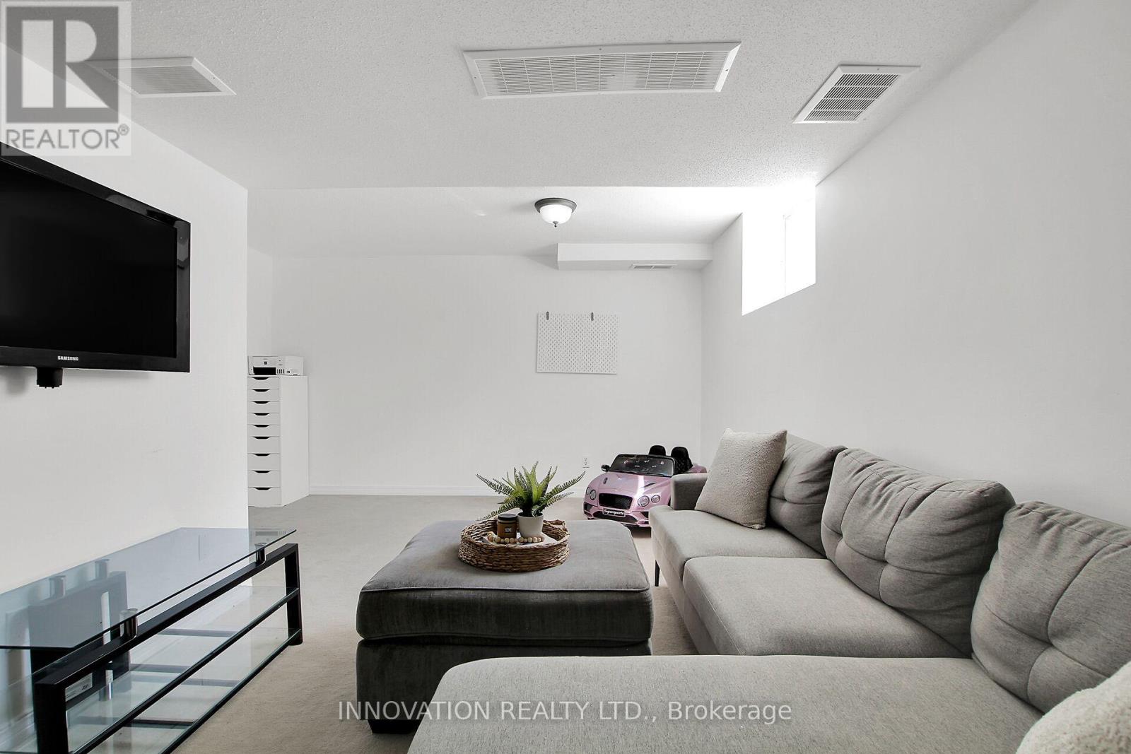 24 Crampton Drive Property Photo 27