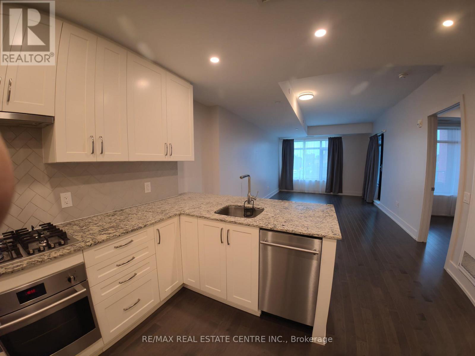 405 - 60 Springhurst Avenue Property Photo 7