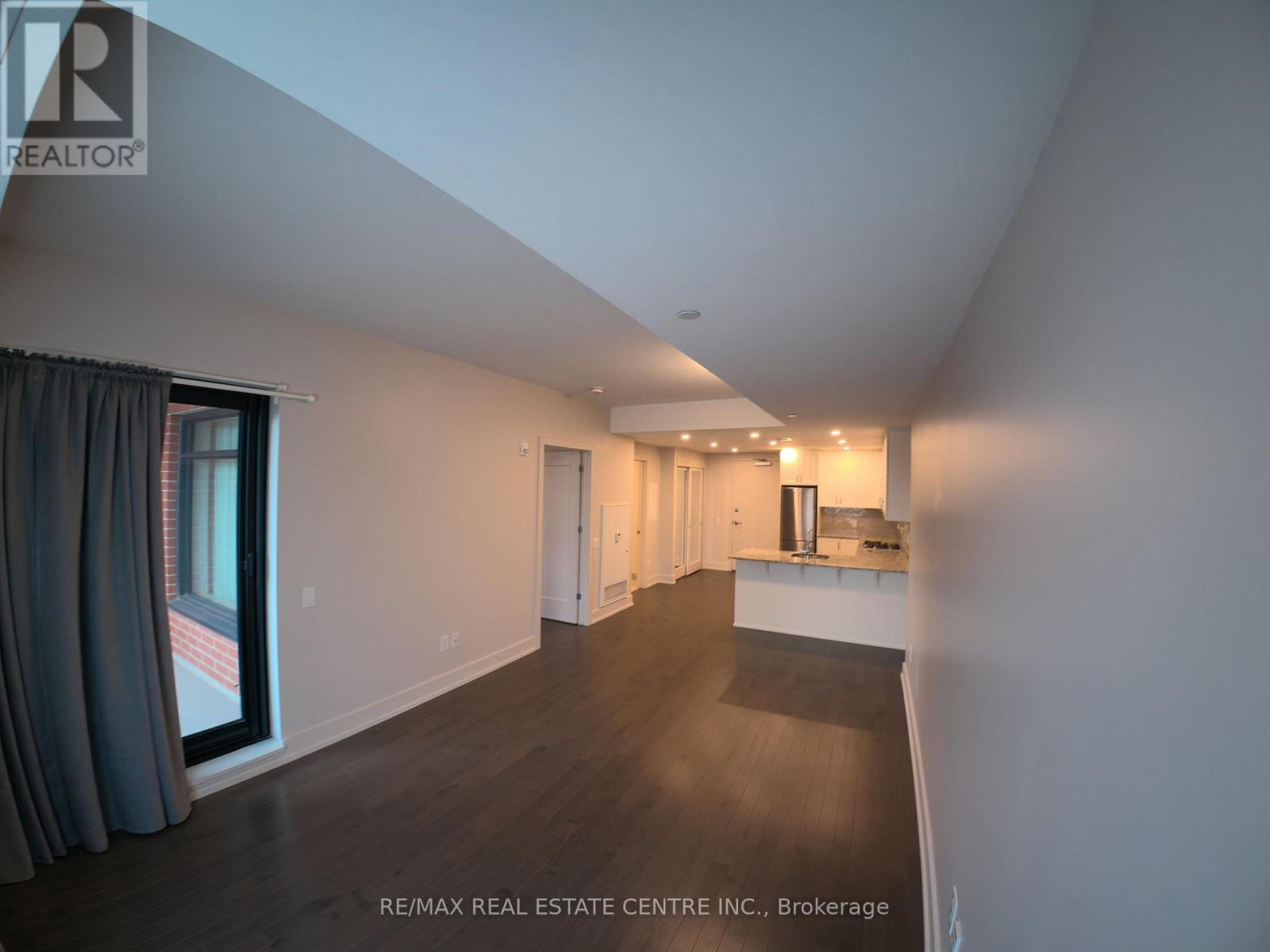405 - 60 Springhurst Avenue Property Photo 16