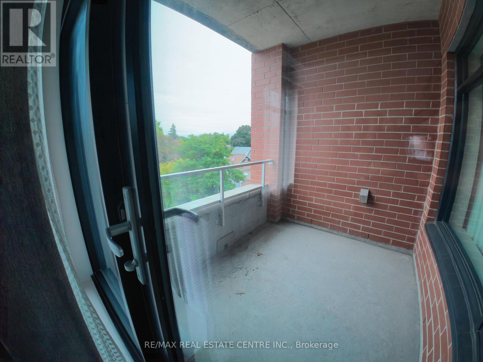 405 - 60 Springhurst Avenue Property Photo 25
