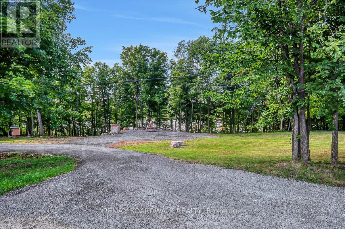 790 Ennis Road Property Photo 12