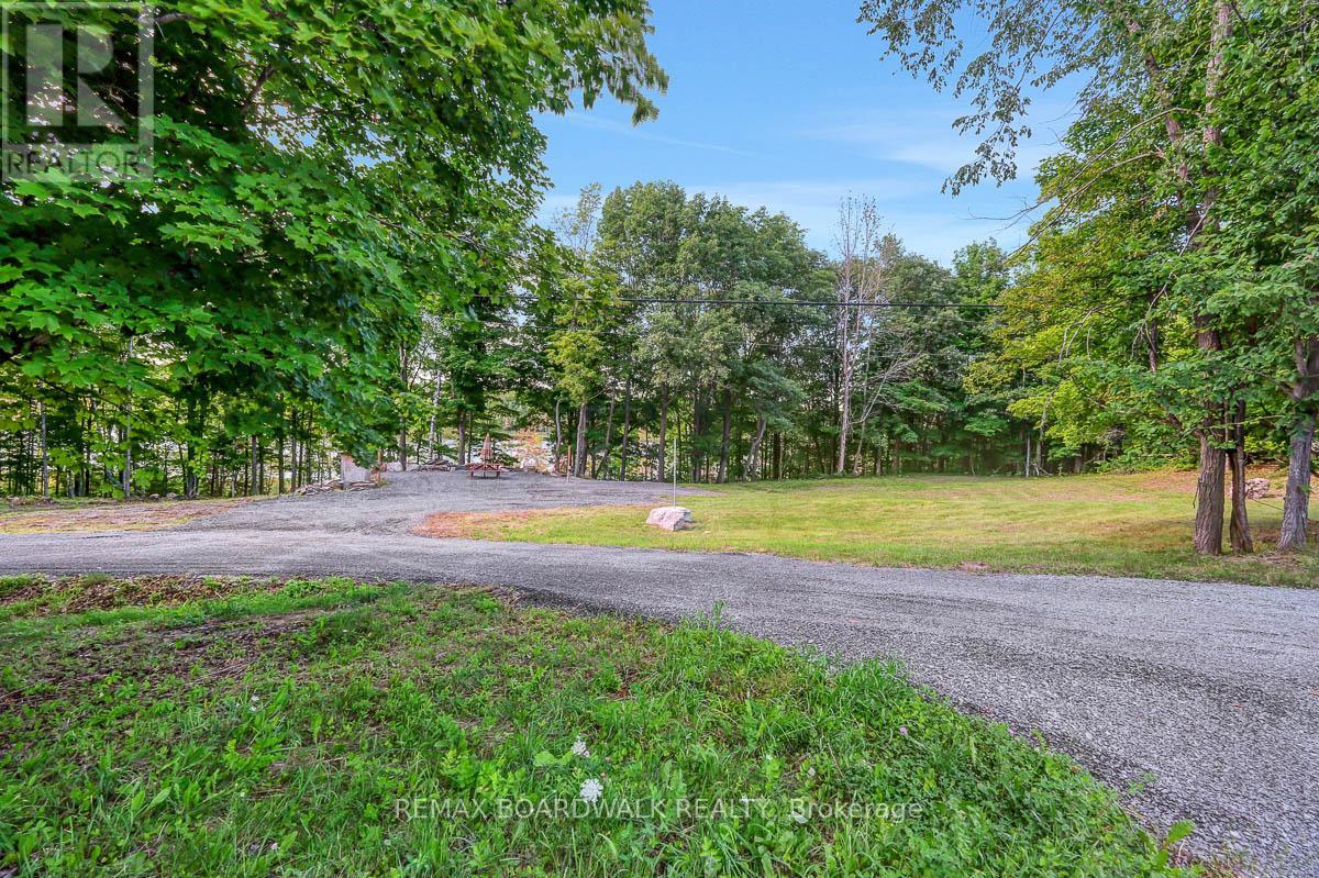790 Ennis Road Property Photo 13