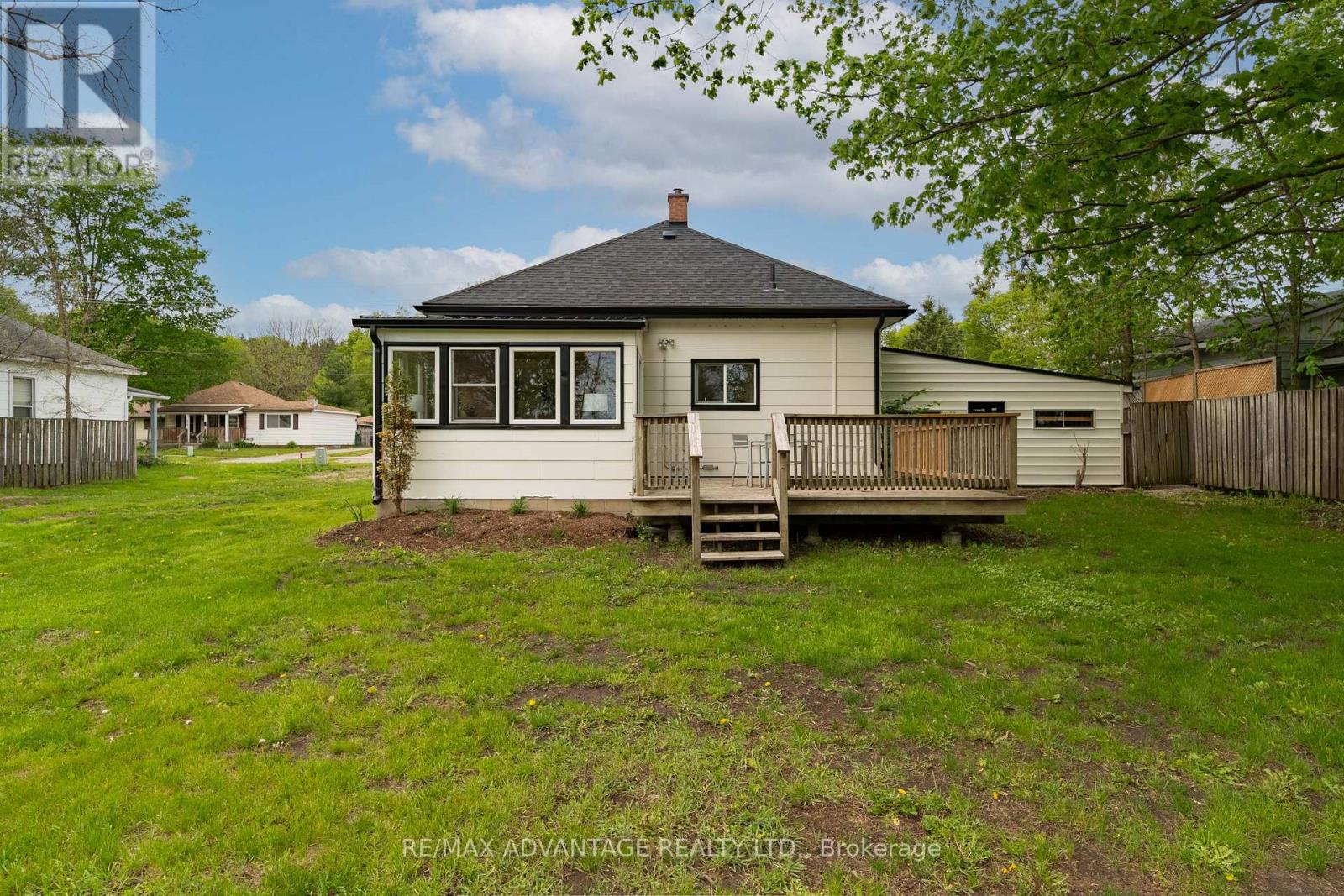 209 Victoria Street Property Photo 33
