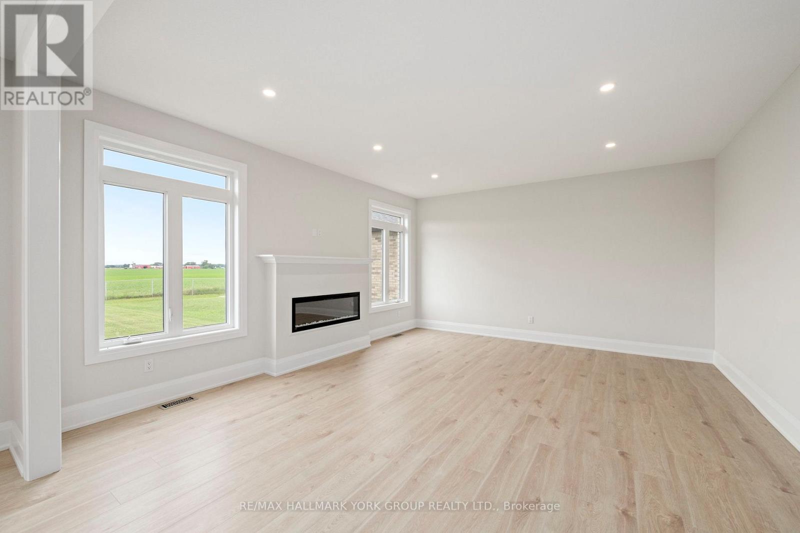 246 Leitch Street Property Photo 11