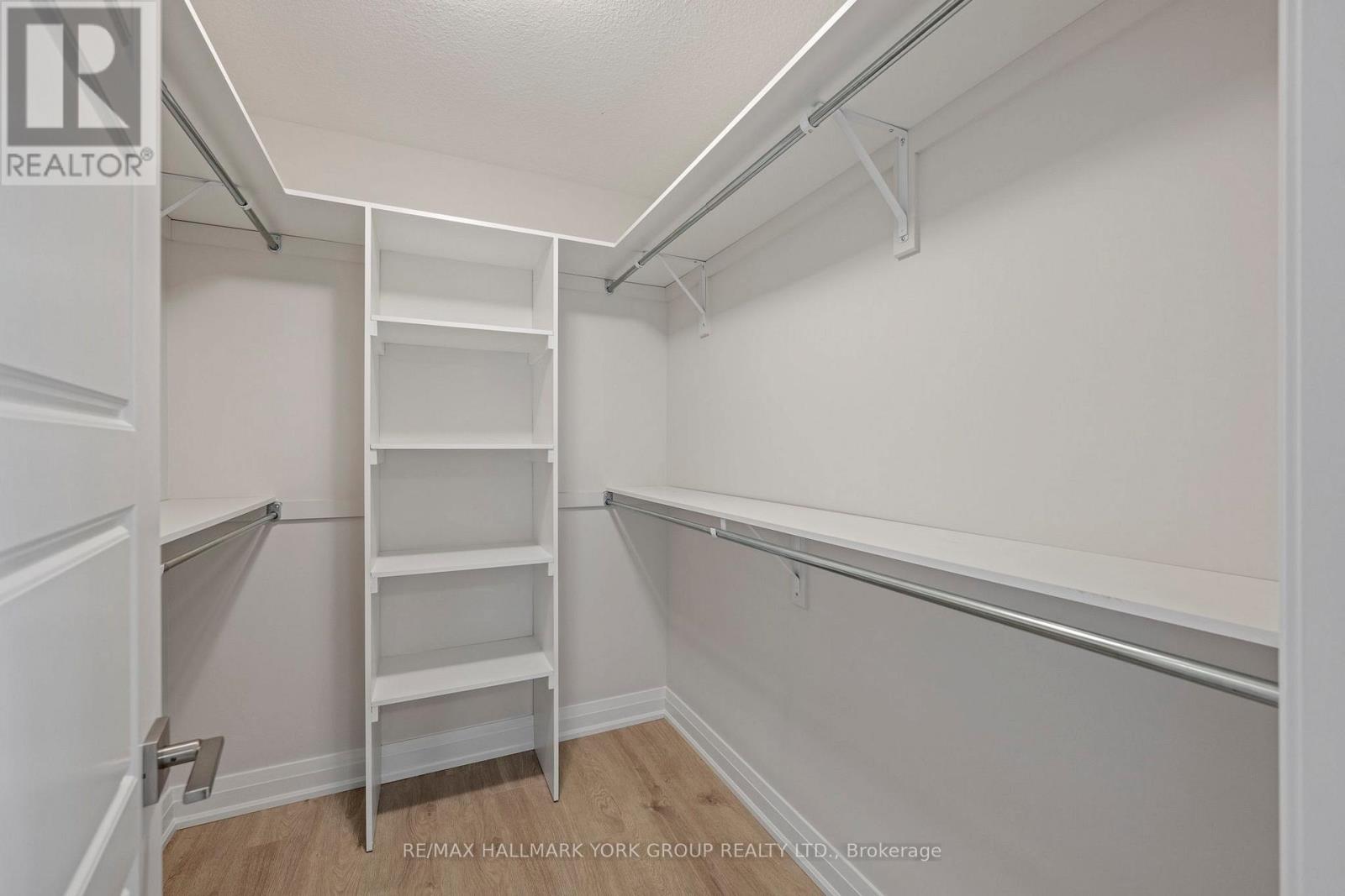 246 Leitch Street Property Photo 28
