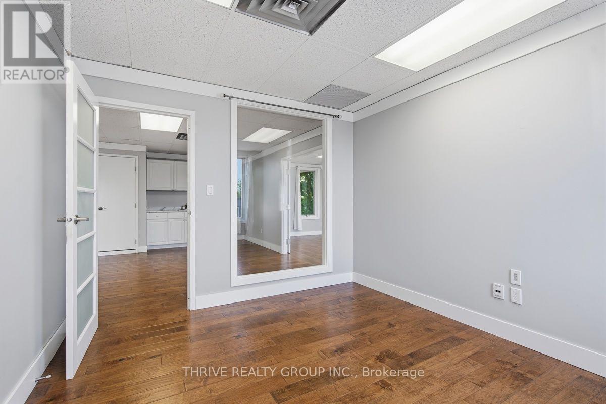 Upper - 426 Third Street Property Photo 13