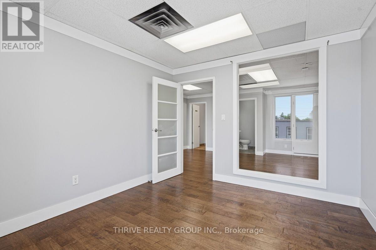 Upper - 426 Third Street Property Photo 14