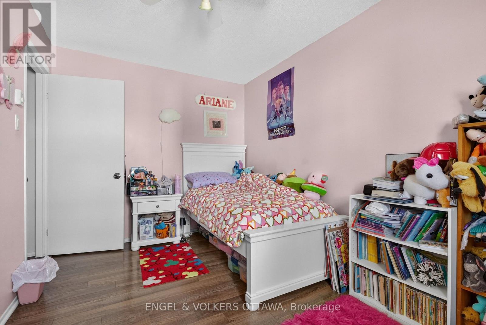 522 St Louis Street Property Photo 5