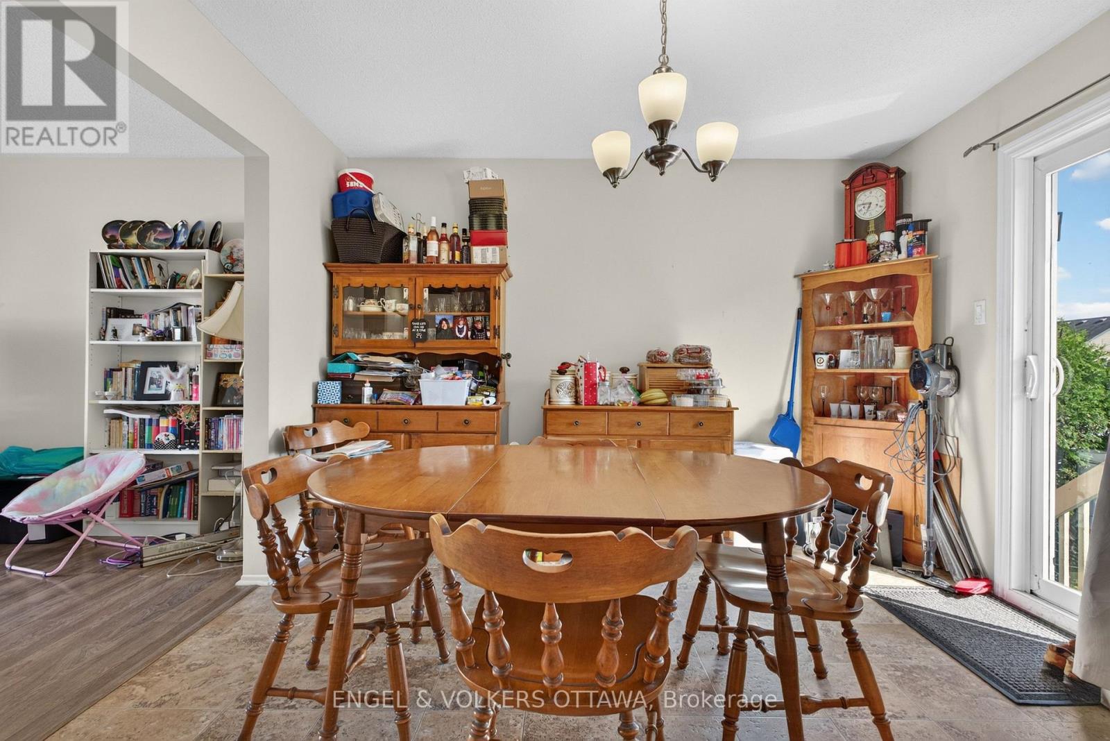 522 St Louis Street Property Photo 13