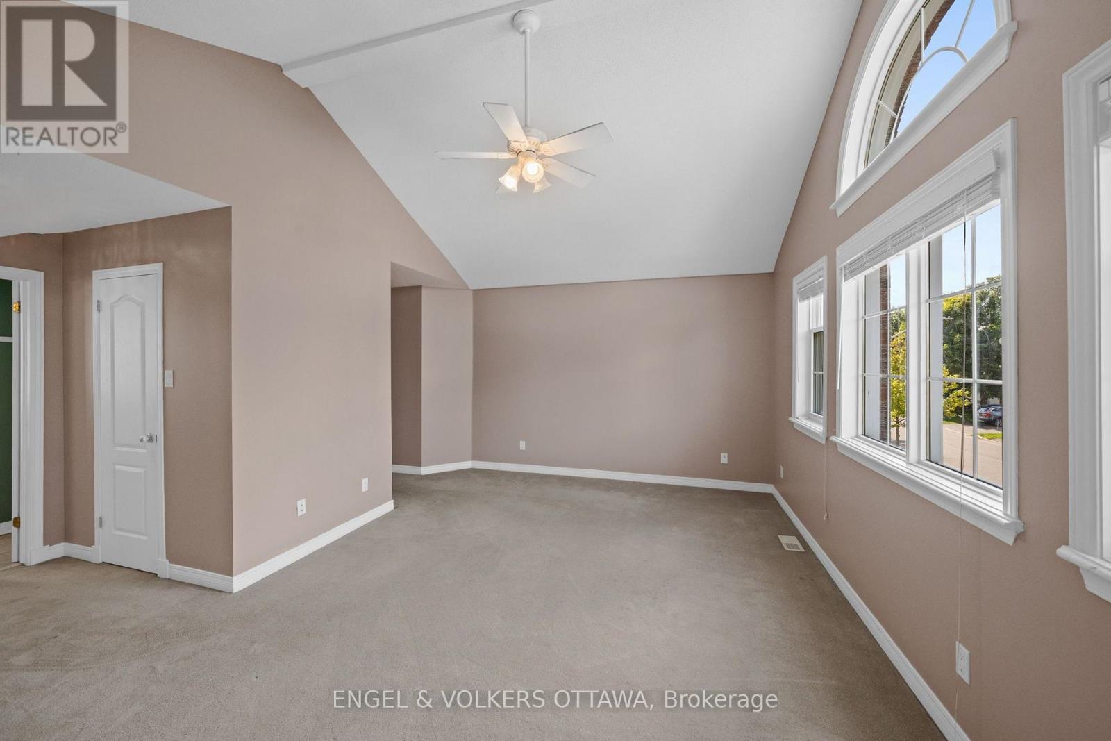 1121 Rocky Harbour Crescent Property Photo 23