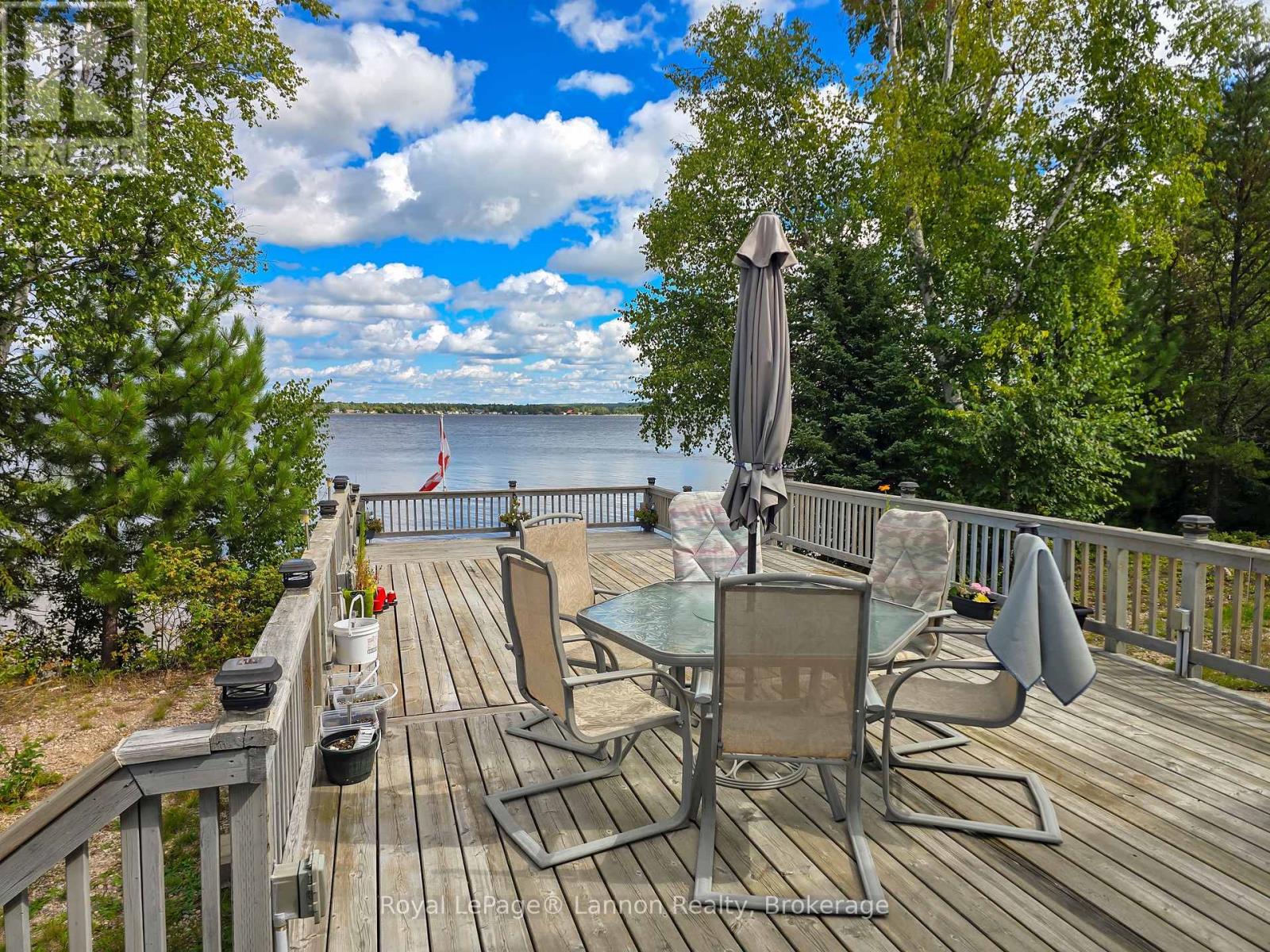 300 West Beach Drive Property Photo 13