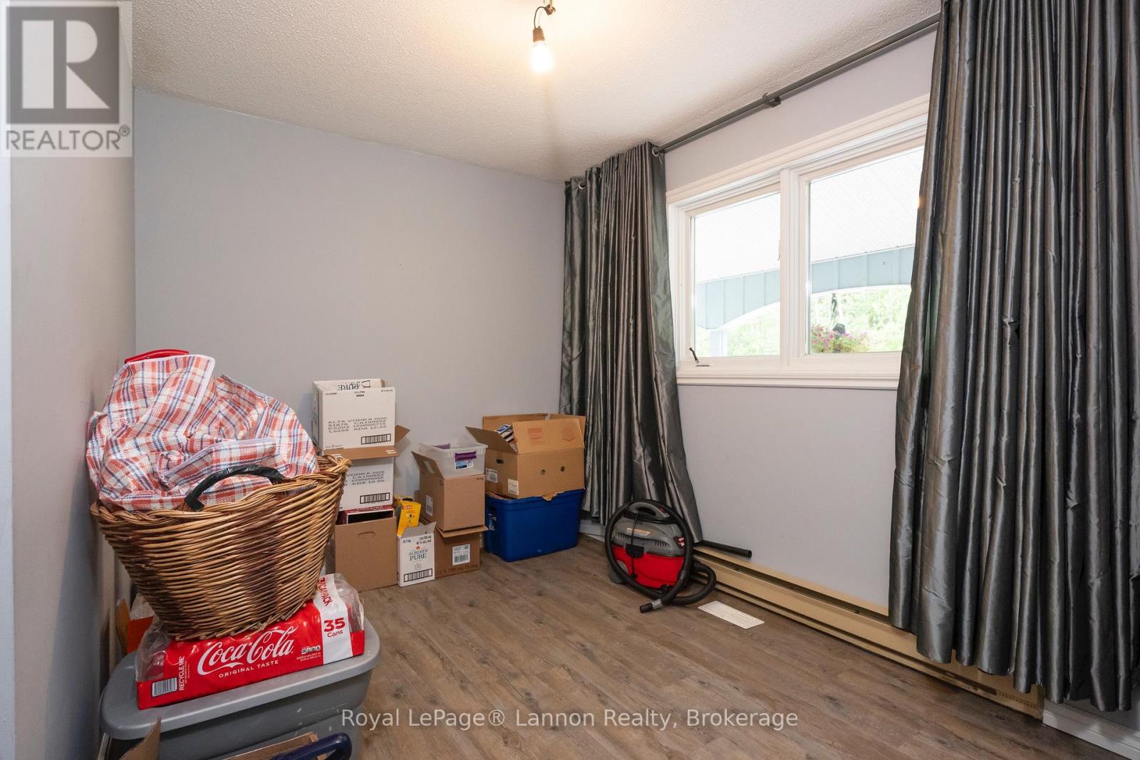 300 West Beach Drive Property Photo 33