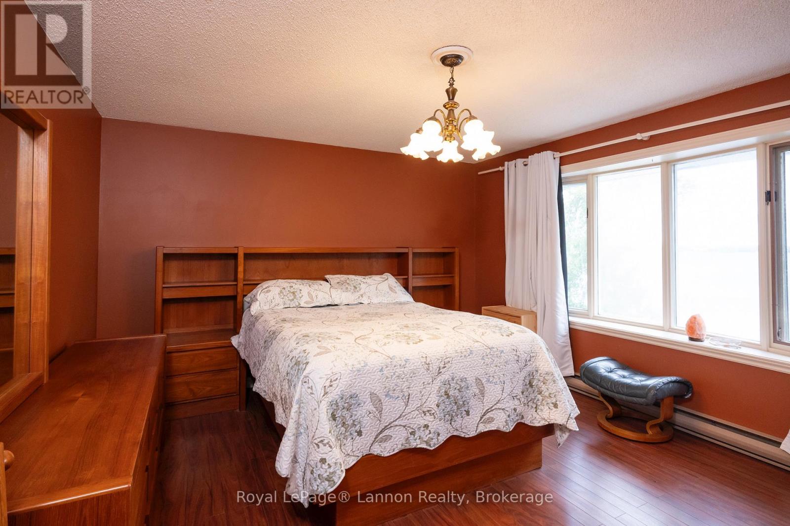 300 West Beach Drive Property Photo 34