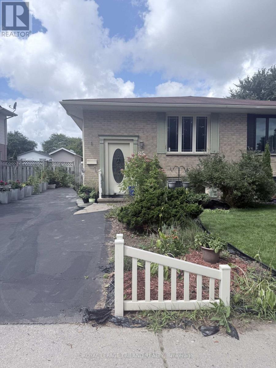 85 Bonaventure Drive Property Photo 1