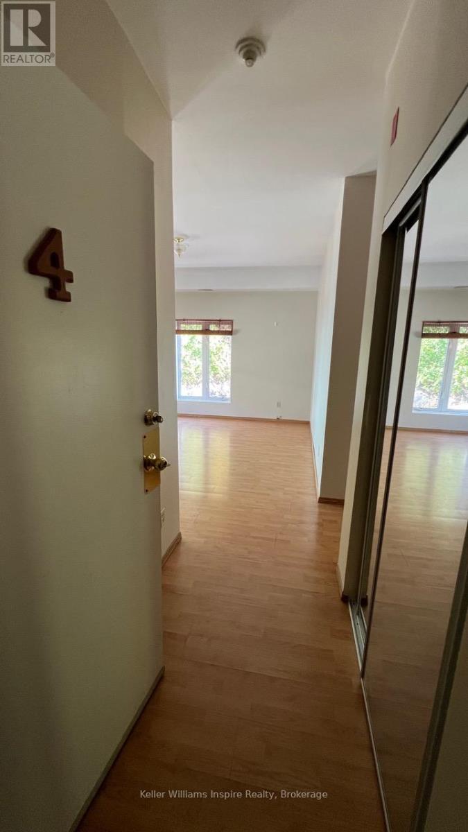 61 Hastings Street N Property Photo 11