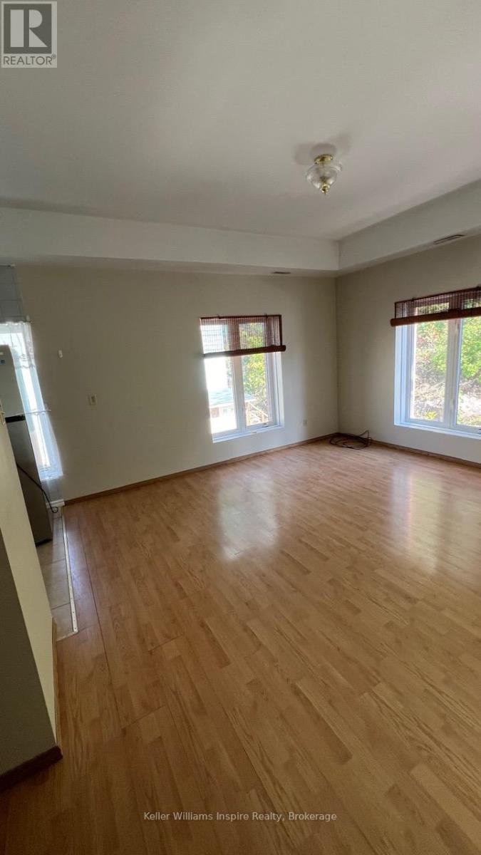 61 Hastings Street N Property Photo 12