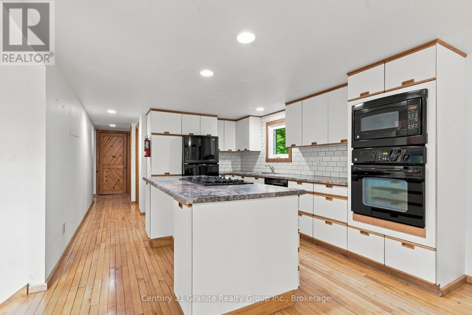 1131 Kanawa Lane Property Photo 7