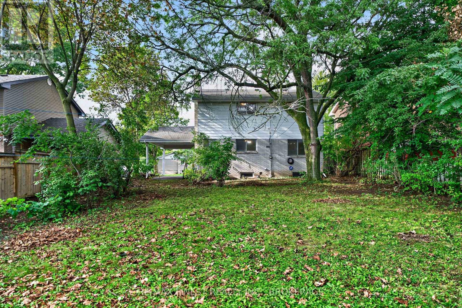 92 Cliff Crescent Property Photo 7