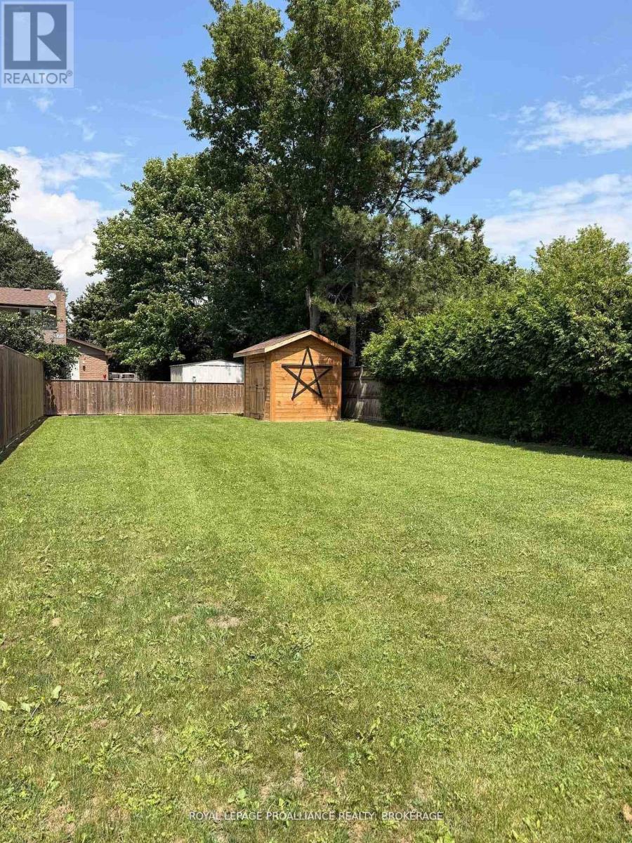 16 Grenadier Drive Property Photo 31