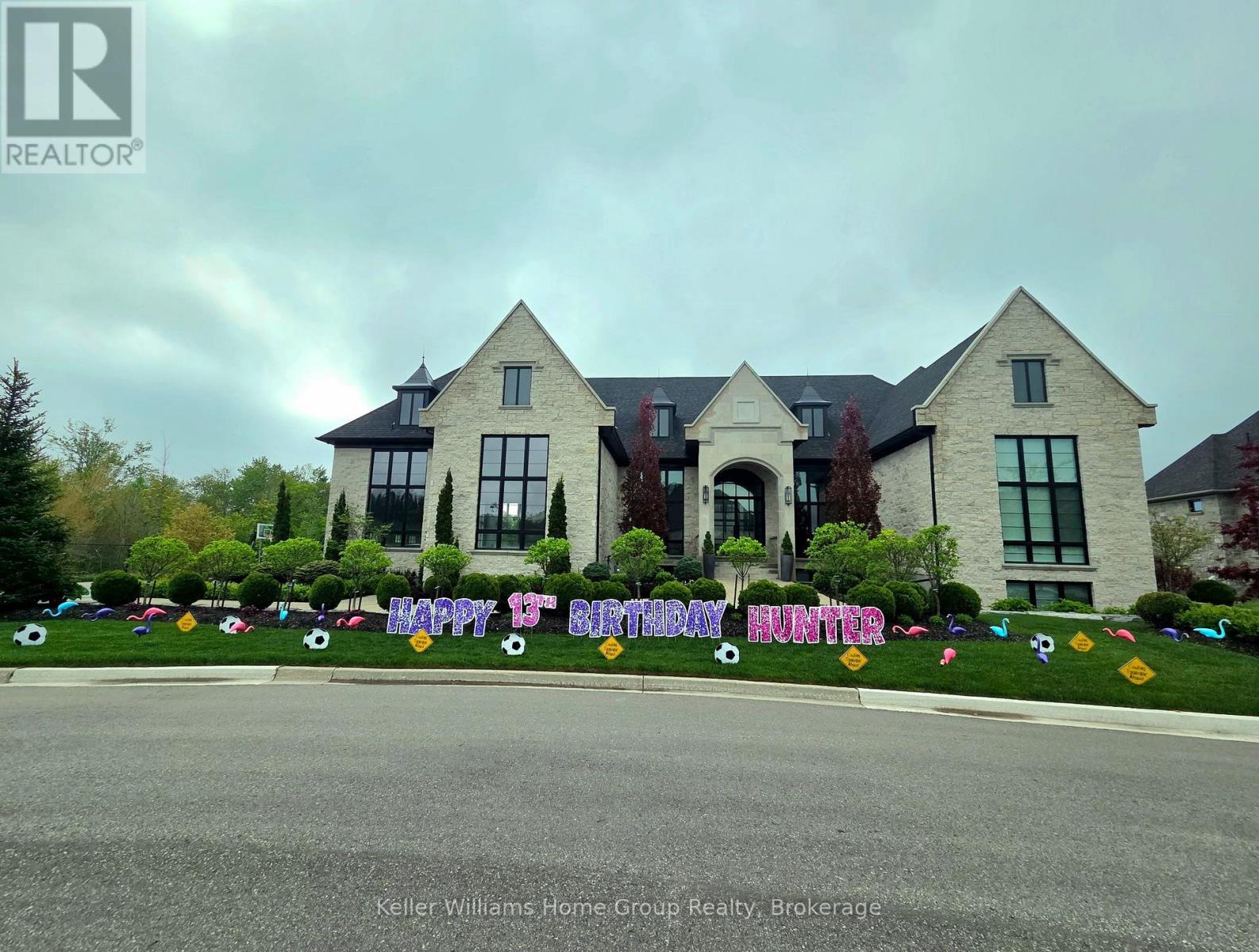 X13742950 Property Photo 15