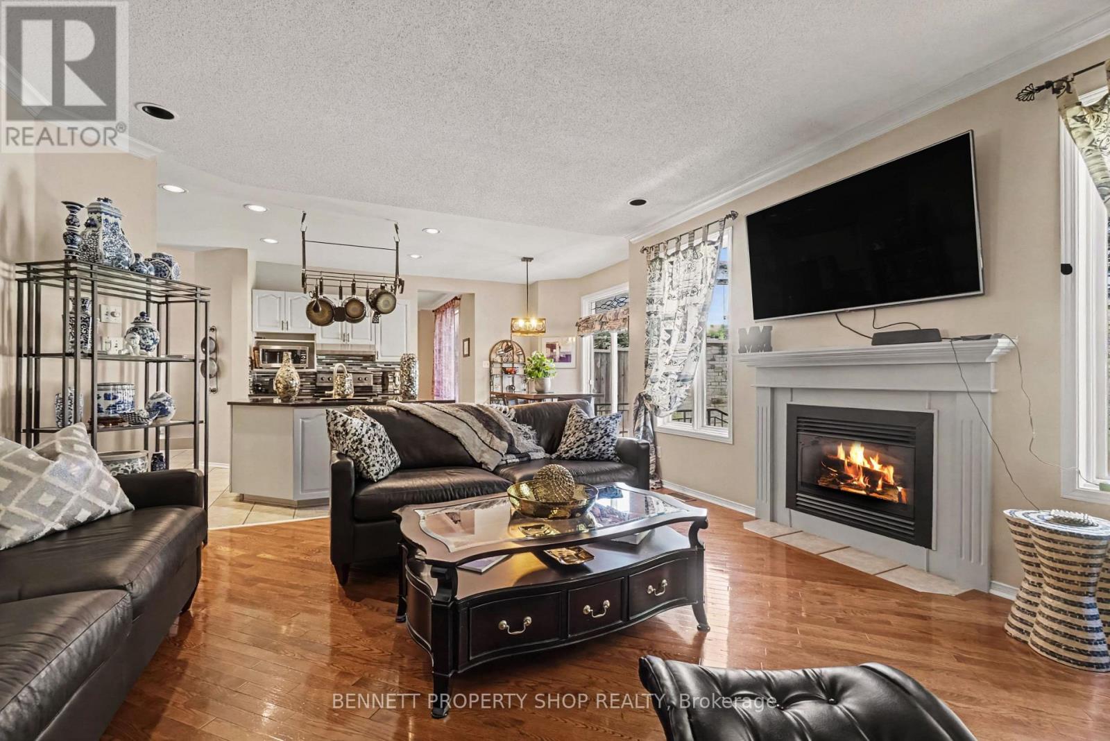 21 Summerwind Crescent Property Photo 6