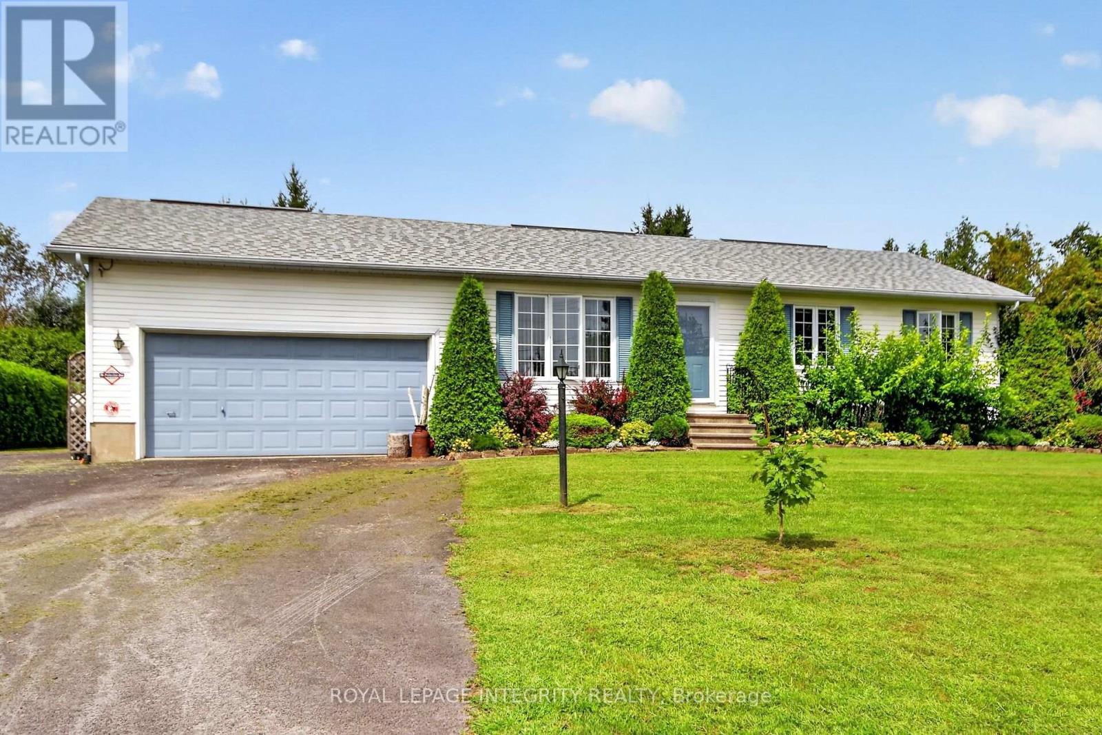 2913 Danbury Way Property Photo 1