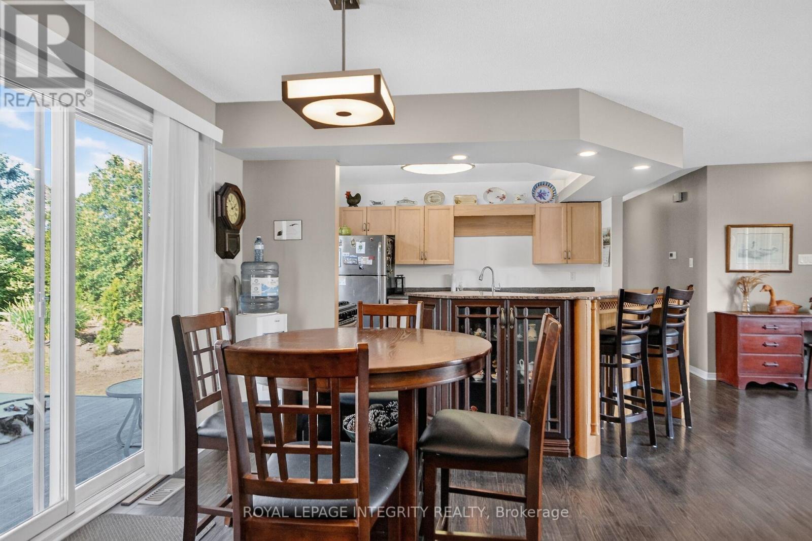 2913 Danbury Way Property Photo 11