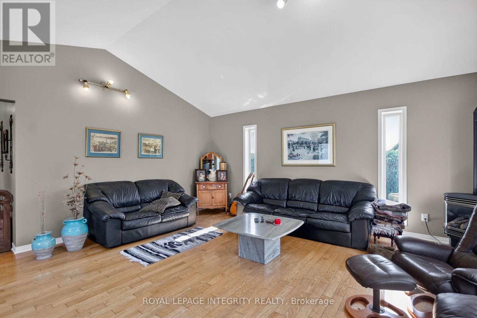 2913 Danbury Way Property Photo 17