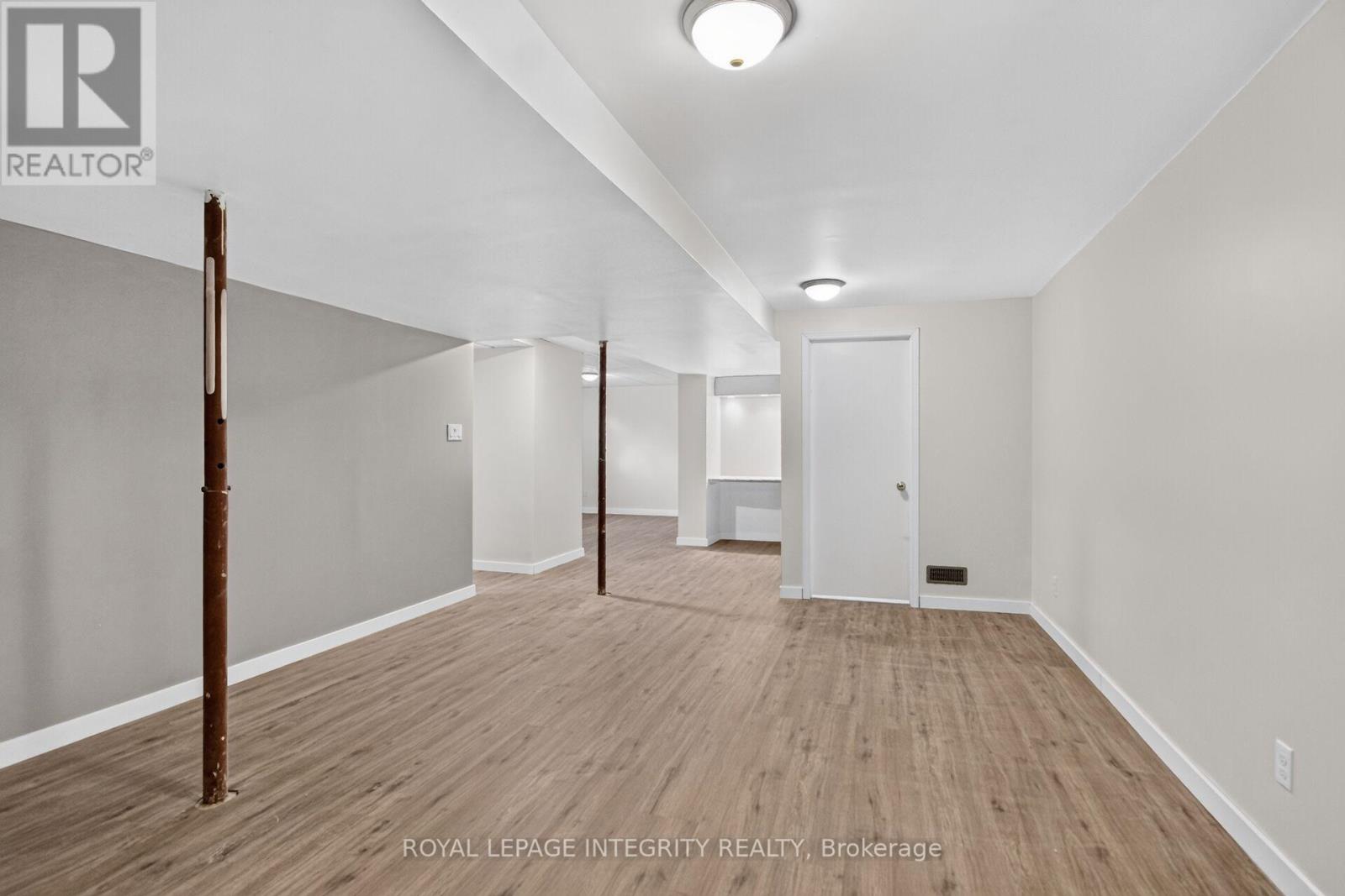 2913 Danbury Way Property Photo 32