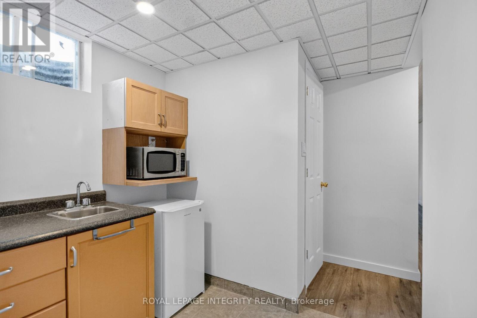 2913 Danbury Way Property Photo 37