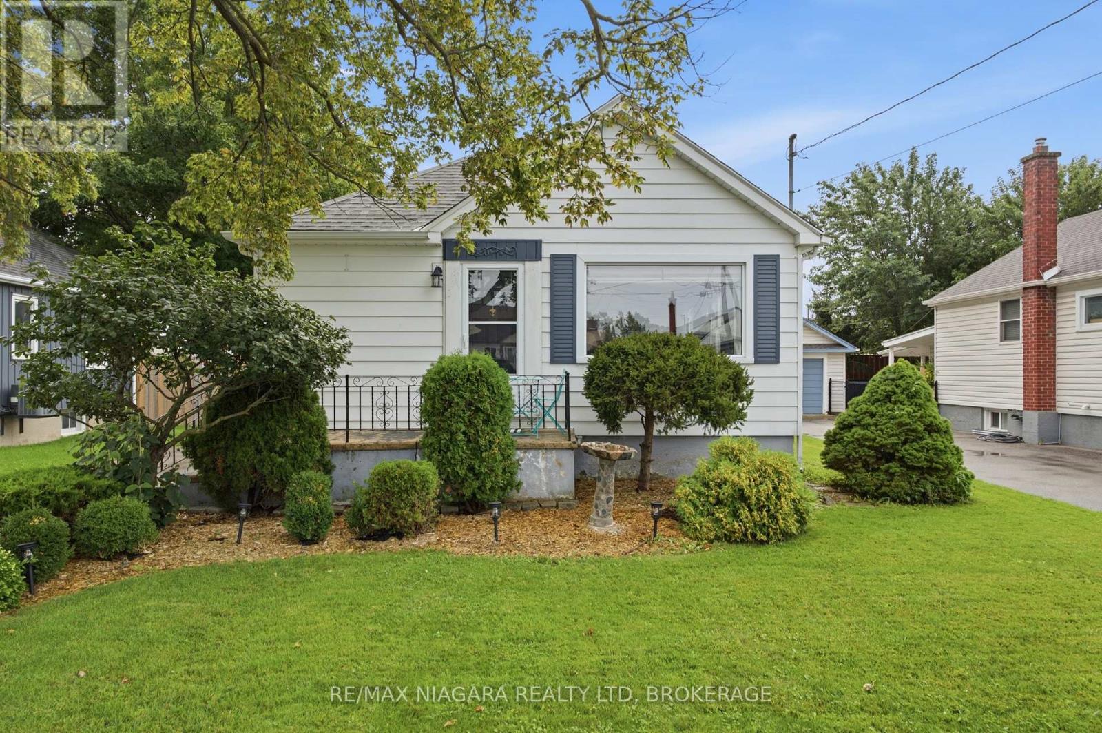 222 Neff Street Property Photo 1