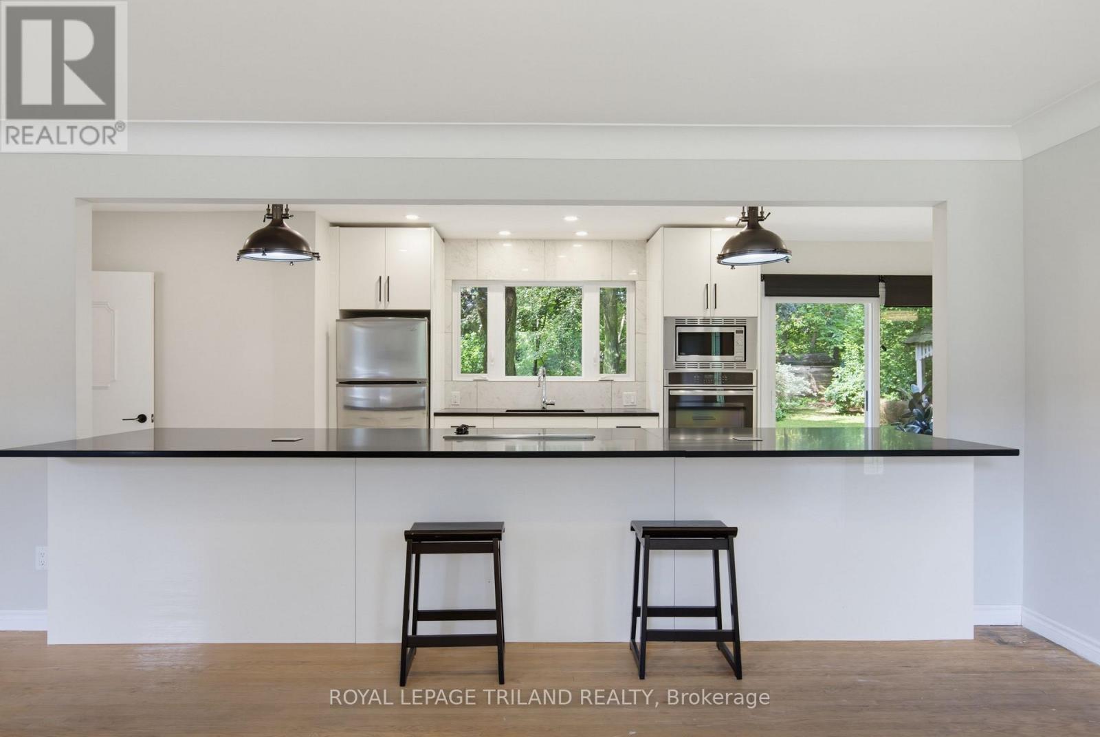 6267 Sunset Road Property Photo 9