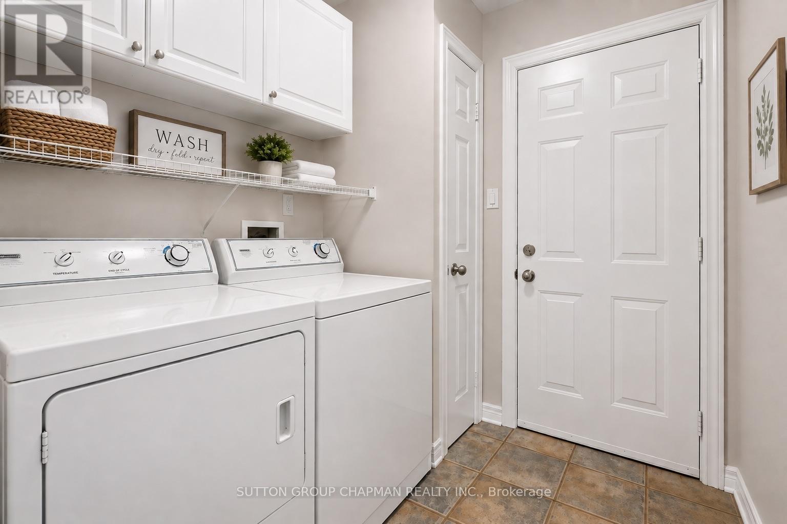 1645 Devos Drive Property Photo 25