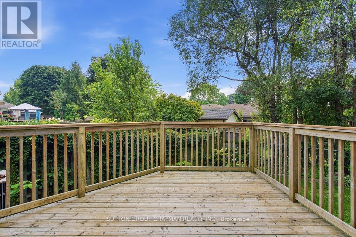 1645 Devos Drive Property Photo 33